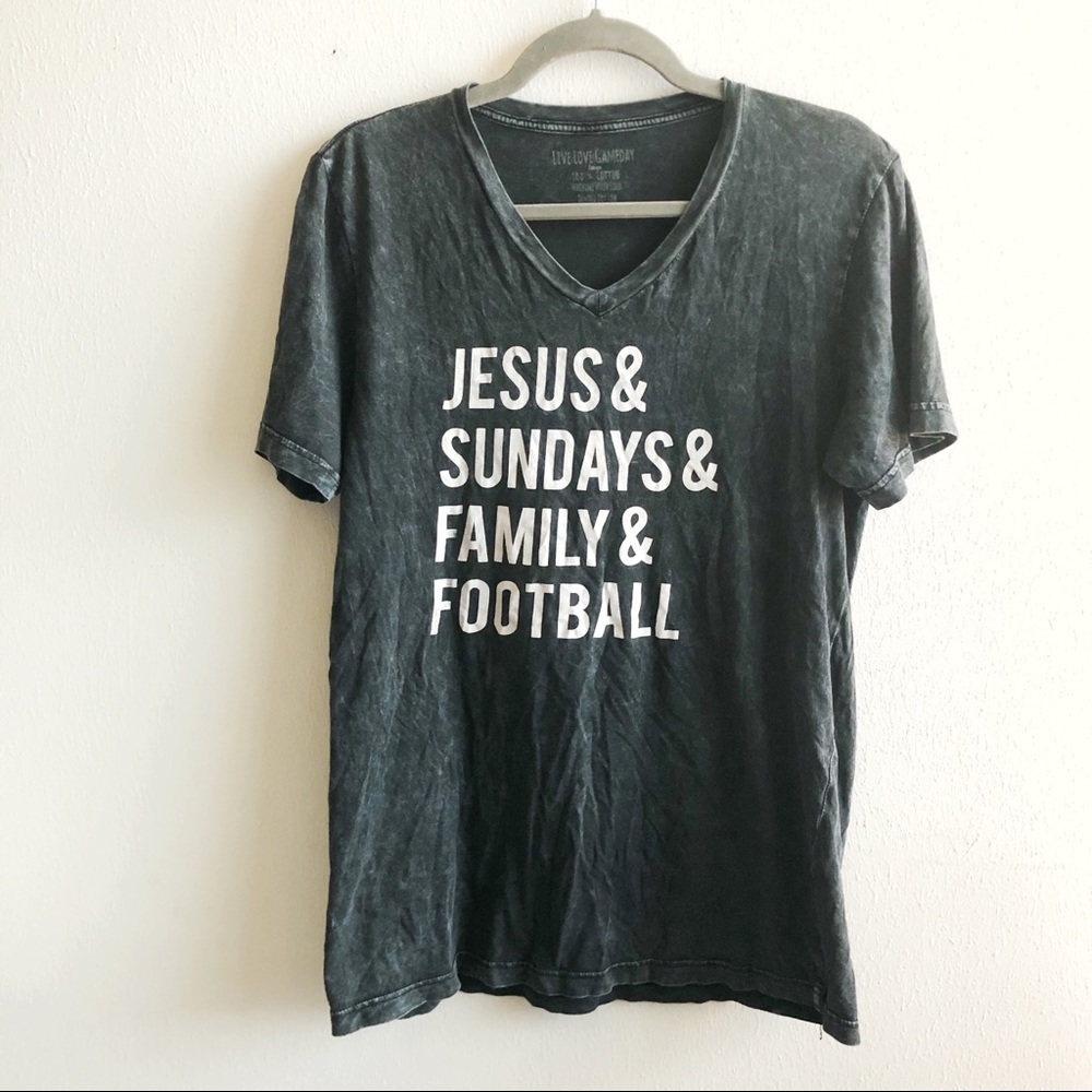 Live Love Gameday Tee V Neck Football Sunday Sz L